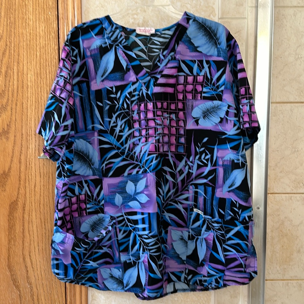 Multi colored scrub